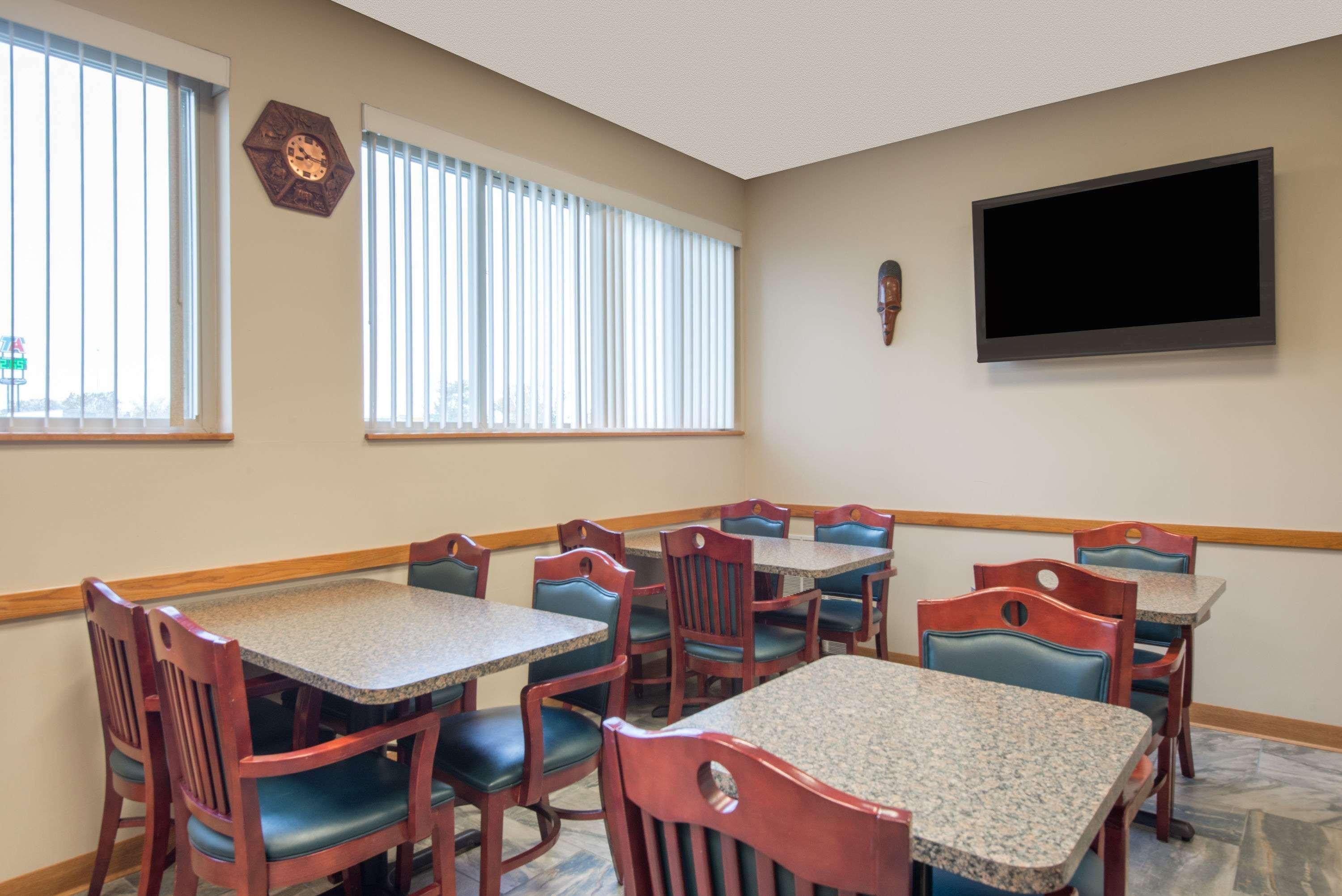 Super 8 By Wyndham Youngstown/Austintown Екстер'єр фото