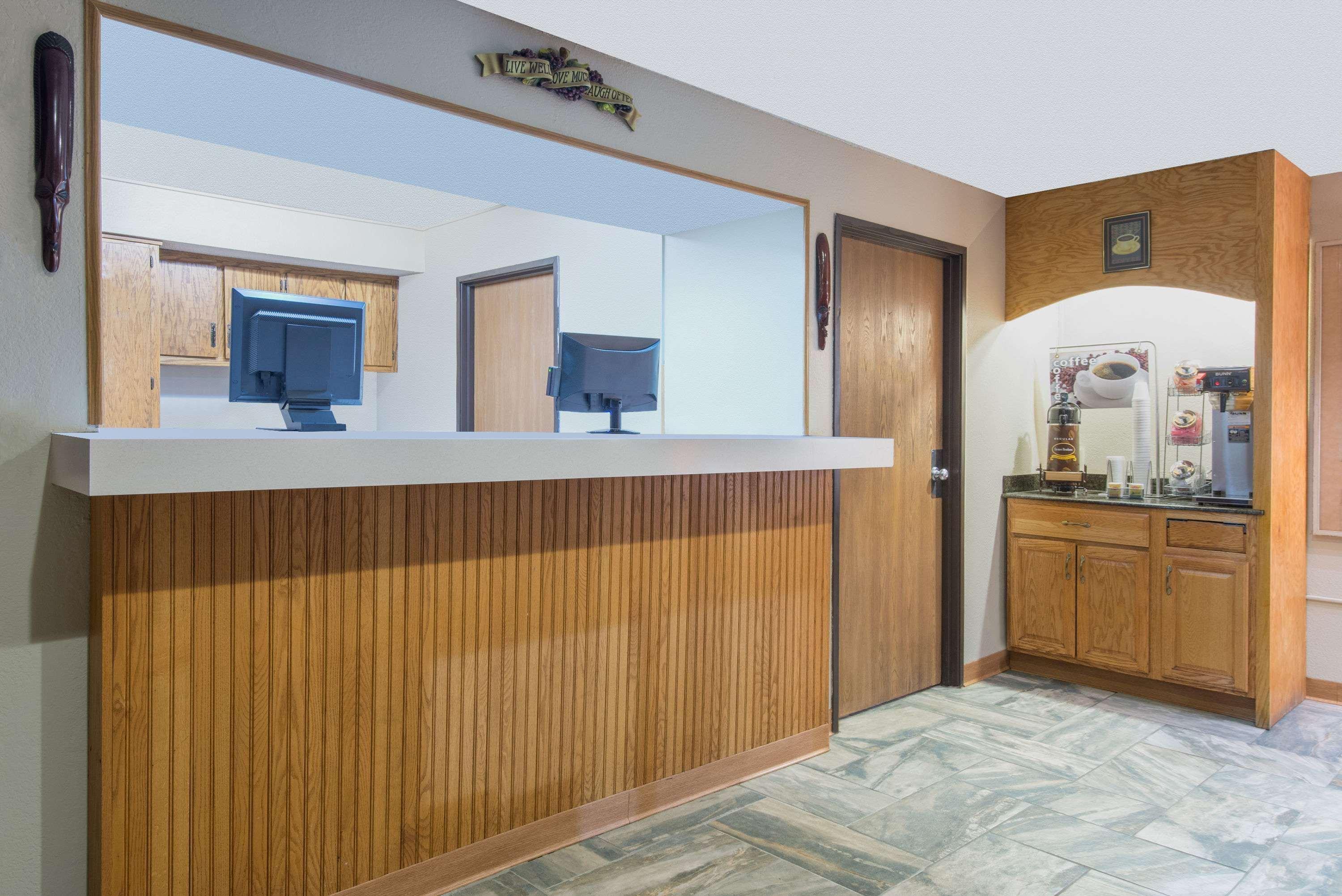 Super 8 By Wyndham Youngstown/Austintown Екстер'єр фото