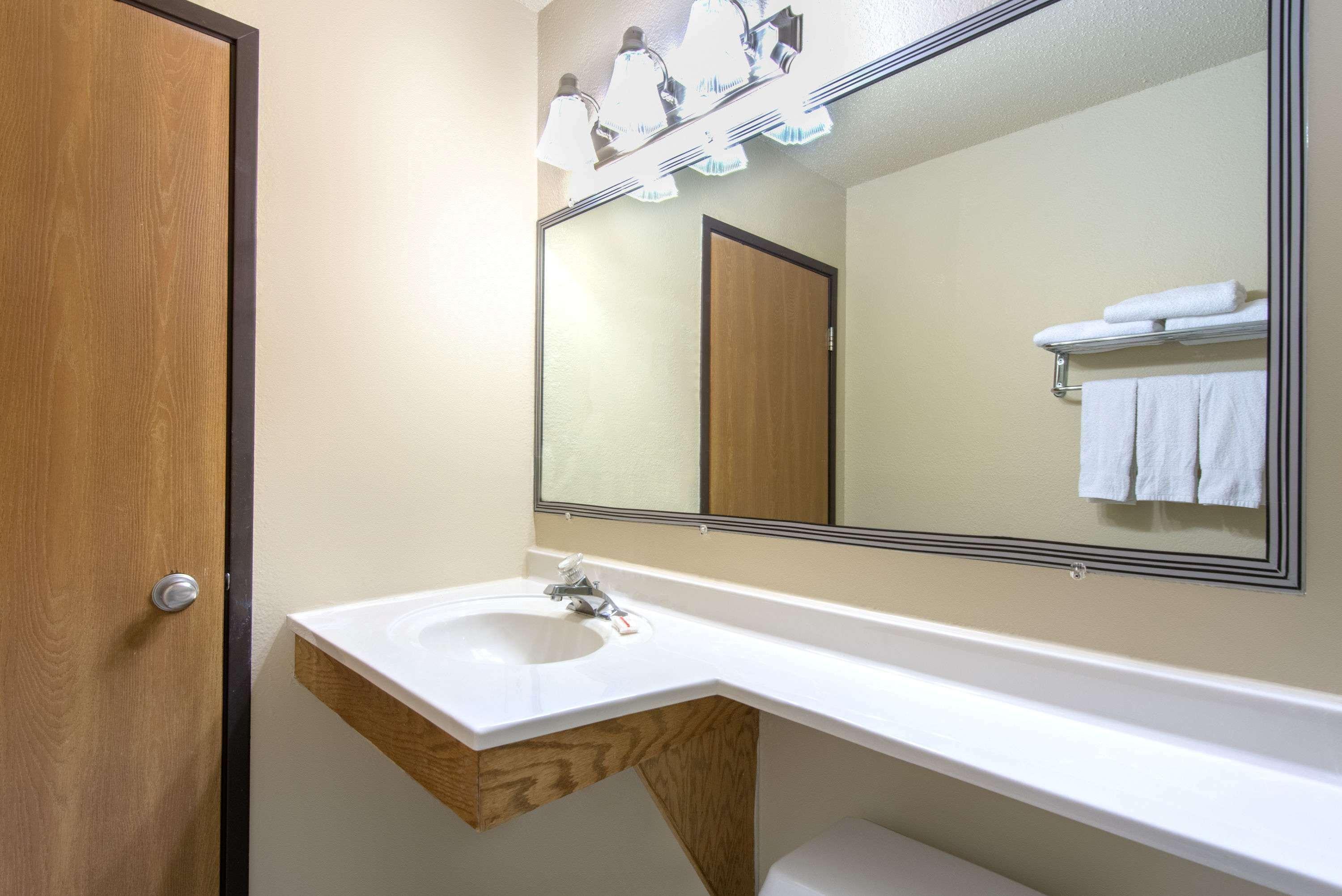 Super 8 By Wyndham Youngstown/Austintown Екстер'єр фото